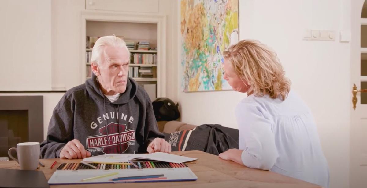 Ton in gesprek met wijkverpleegkundige